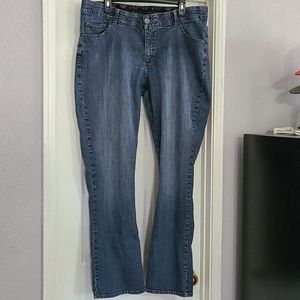 Riders by Lee midrise bootcut jeans size 18WL